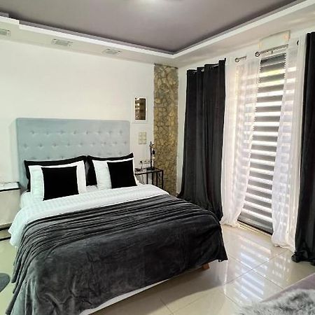 Knd Living Concept - Studio Heraklion  Bagian luar foto