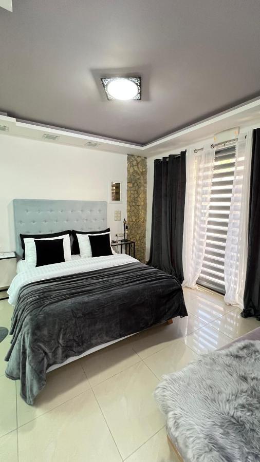 Knd Living Concept - Studio Heraklion  Bagian luar foto